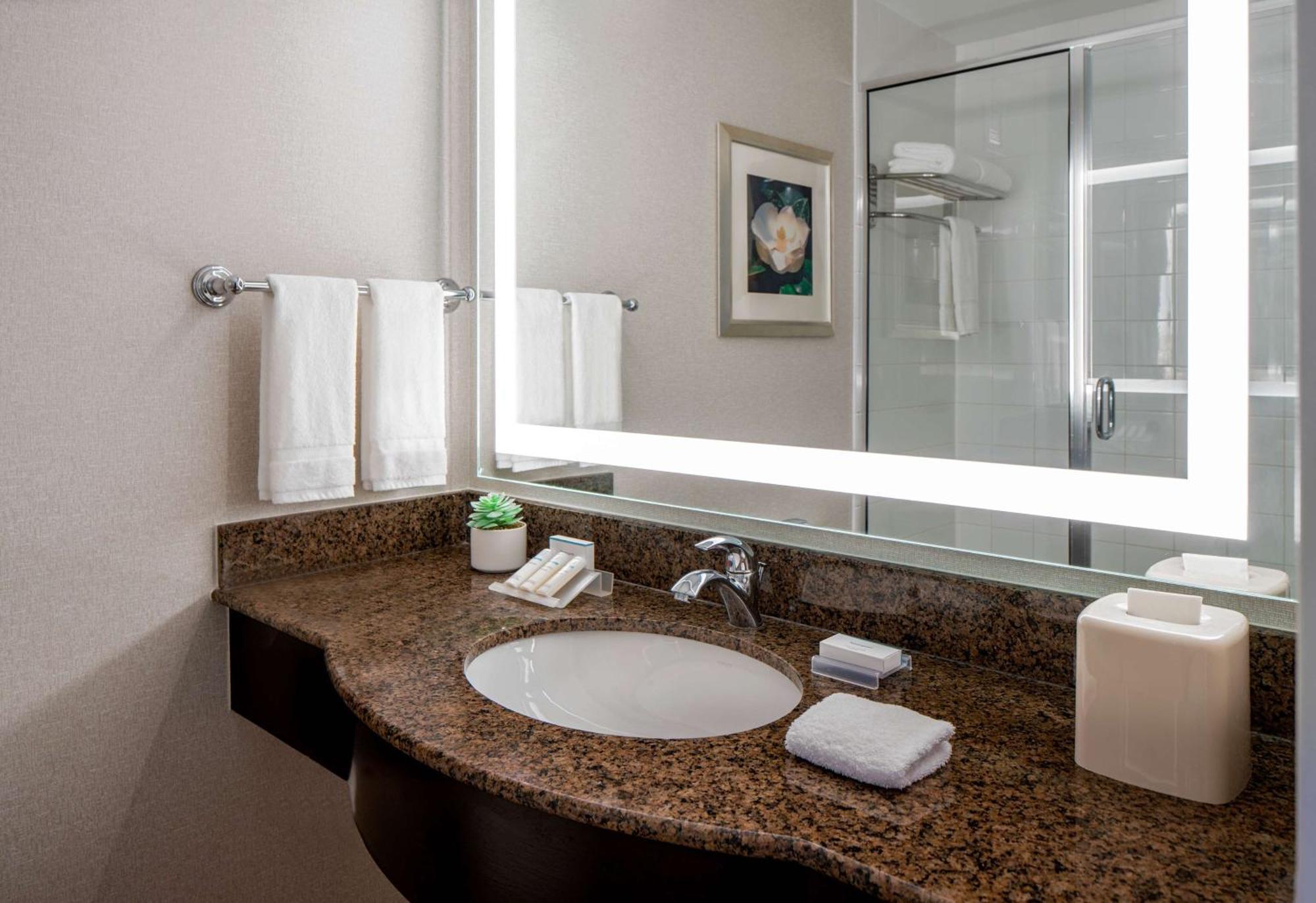 Hilton Garden Inn Jackson Downtown Zewnętrze zdjęcie
